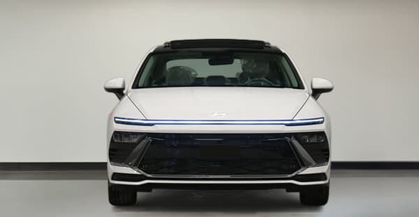 HYUNDAI SONTA SMART 2025